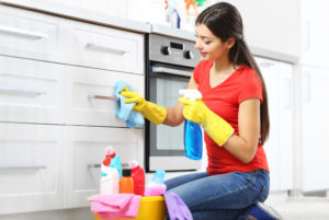 Ako zvládnuť jarné upratovanie v dome?